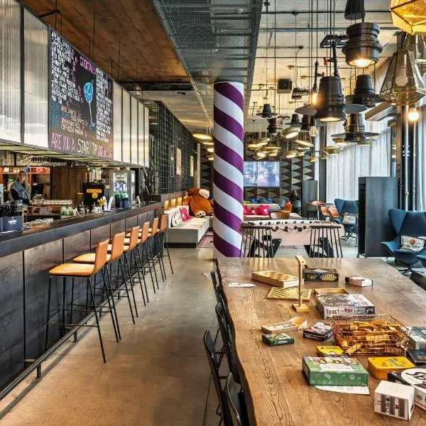 Moxy Kaunas Center, hotel Kaunasban