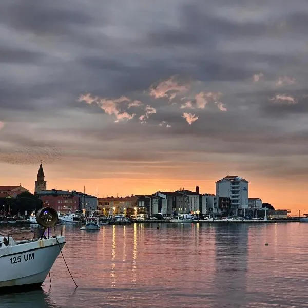 Aparments Lovely Paris, hotel i Umag