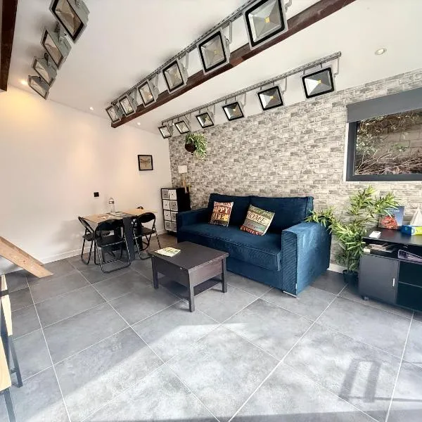 Renovated Studio 2026 New 160cm Bed 8 min de Lyon, Hotel in Sathonay-Camp