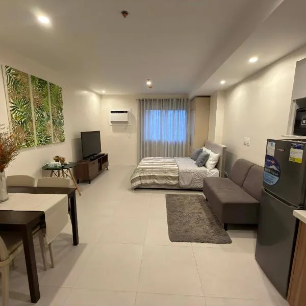 Matina enclaves condo studio type 6thfloor, hotel en Davao
