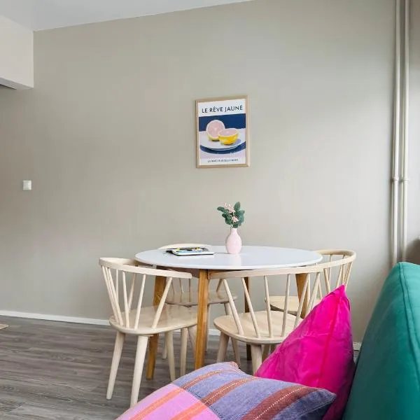 Niivaara Cozy Apartment, Near Hospital, AMK & Central, hotel i Joensuu