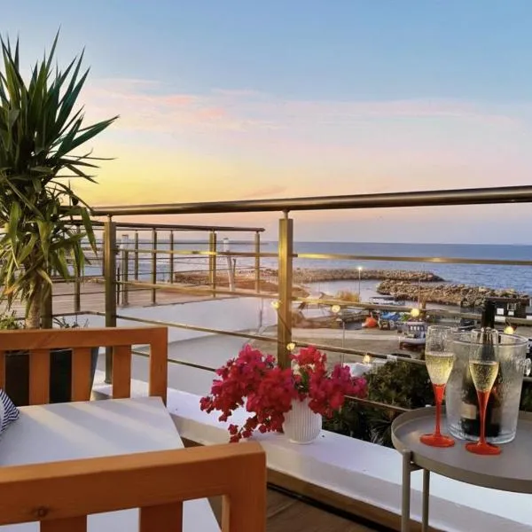 Spacious Two-Bedroom Apartment with Sea View B3, Hotel in Kyrenia