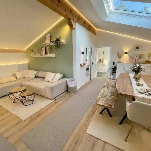 Reichersbeuern에 위치한 호텔 Scandinavian Alpine Lodge nahe Tegernsee - stilvoll & ruhig