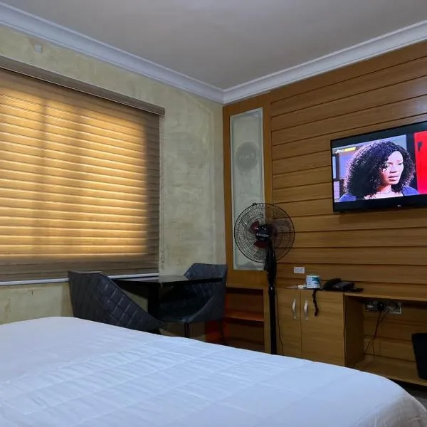 Plot1 Suits, hotel em Ibadan