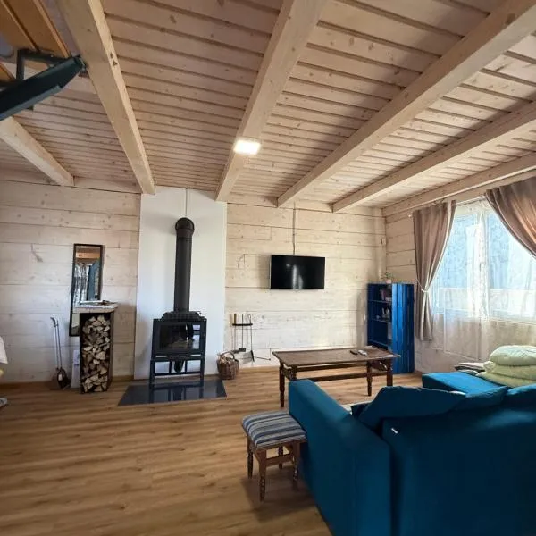Будиночок над річкою, hotel a Korchin