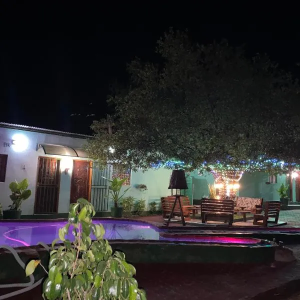 Bush Adventure Guest House，卡薩內的飯店