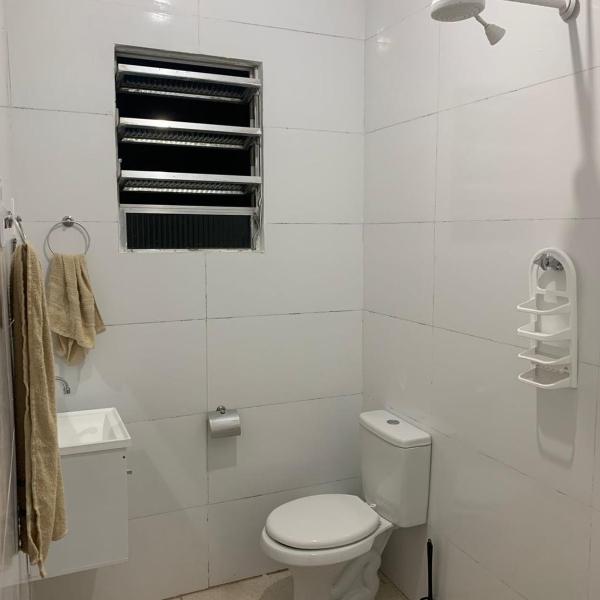 Apto Moderno 2 Quartos c AC, Cozinha Completa - Foto 3
