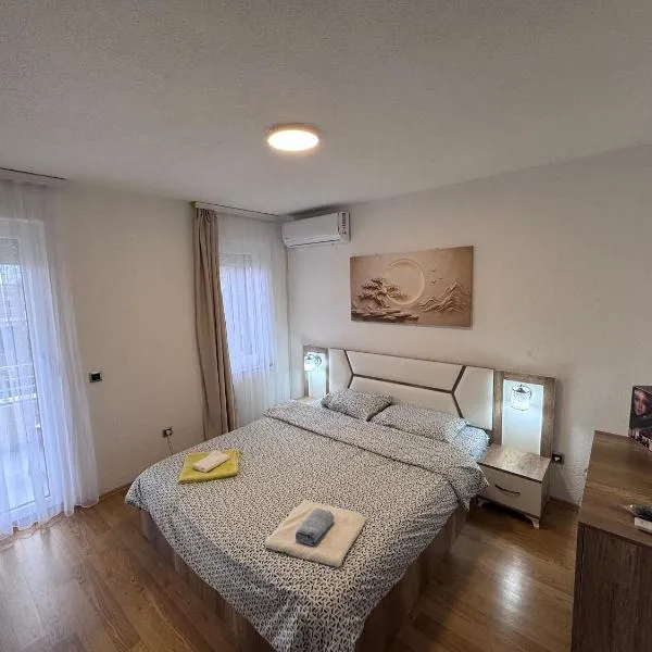 Dardania Hostel, hotel a Peje