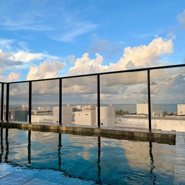 Flat moderno com varanda e piscina na cobertura - Foto 4