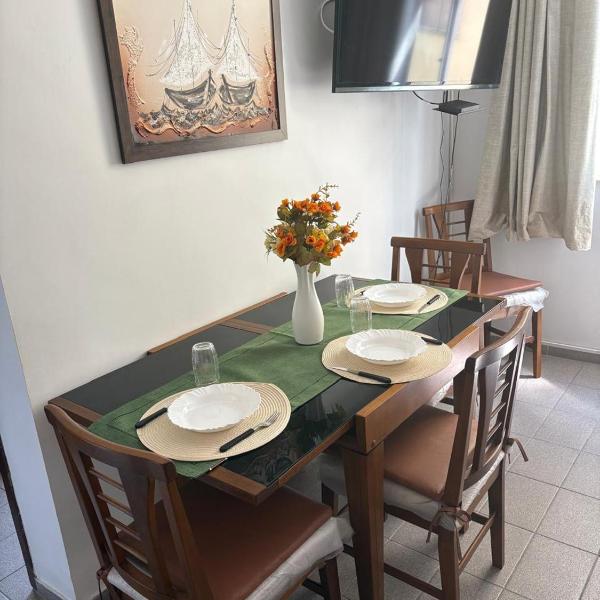 Apartamento a 7 minutos da praia do Forte andando