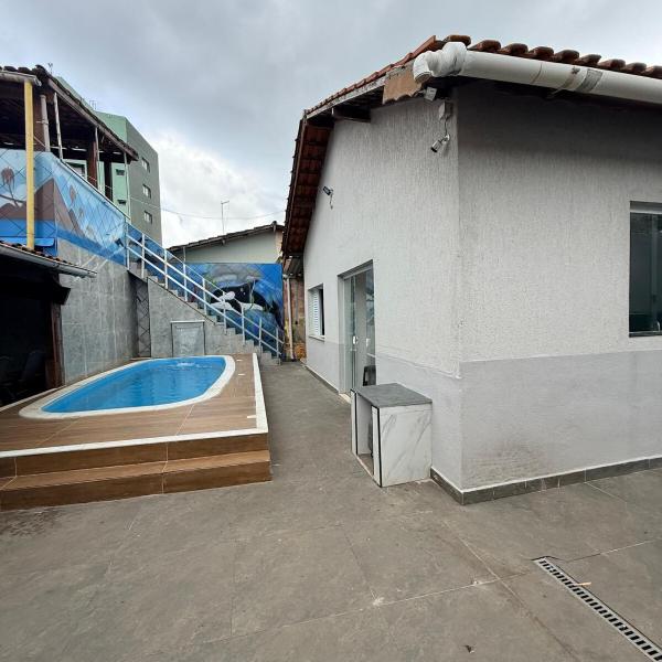 Casa com piscina, churrasqueira e vista mar a 50m da praia - Foto 4