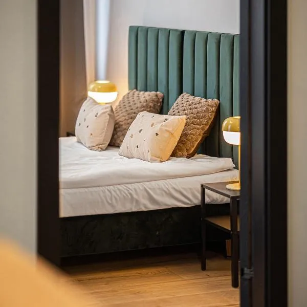 SECOND HOME Lubawa - 3 pokoje, 5 łóżek, Netflix i Max, parking, winda, Hotel in Lubawa