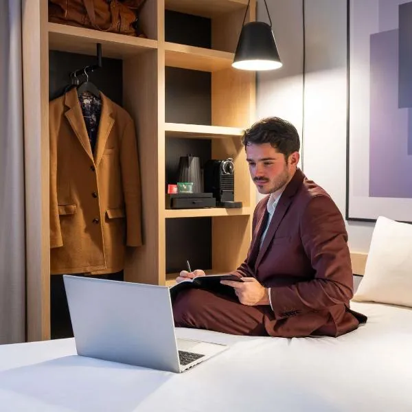 Ibis Orly Chevilly Tram 7: Chevilly-Larue şehrinde bir otel