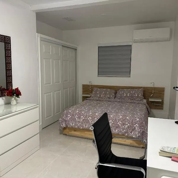 Comfortable modern apartment- central location., hotel em Miami