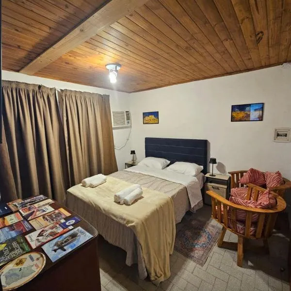 Departamento cómodo y renovado a pocas cuadras del parque mitre!, hotel en Corrientes