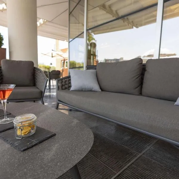 Novotel Salerno Est Arechi – hotel w mieście Salerno