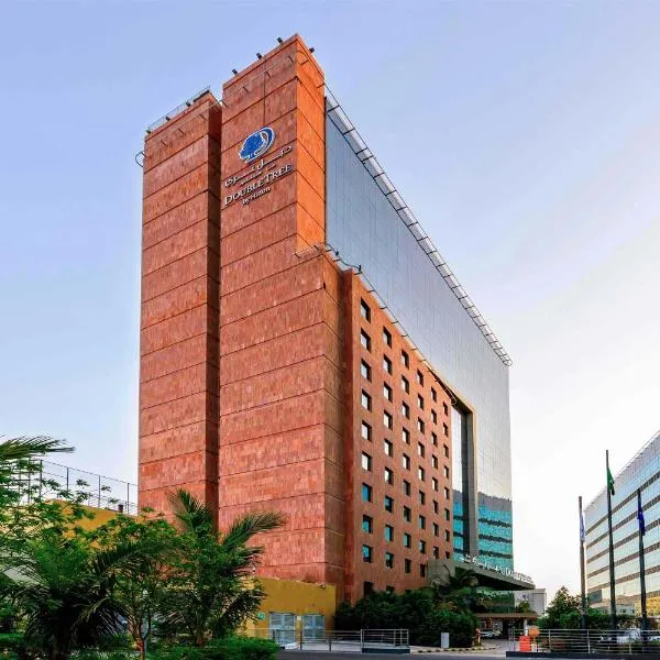 DoubleTree by Hilton Jeddah - Alandalus Mall, hotel i Jeddah