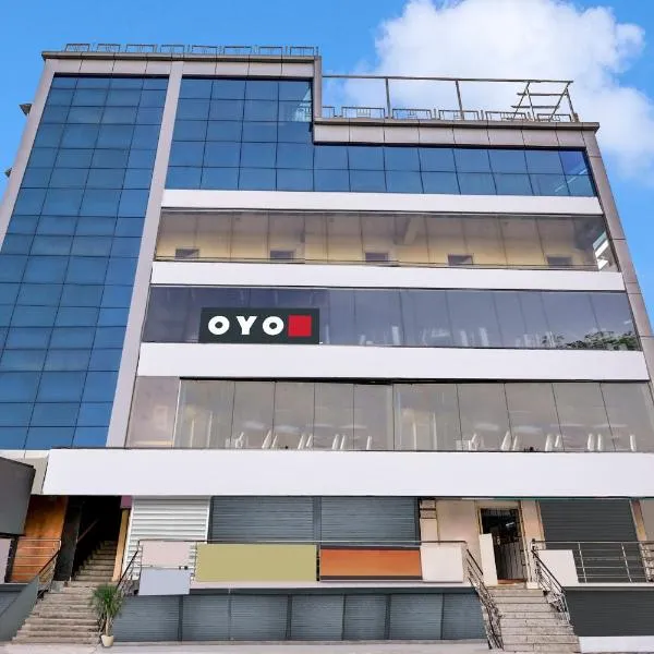 Collection O Kadugodi Tree Park Metro Station Bengaluru Formerly Royal Rooms, hotel Bengaluruban