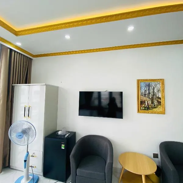 Hotel 24h, отель в Хайфоне