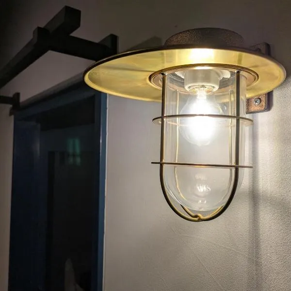 Hostel x Hair ie, hotel i Hadano