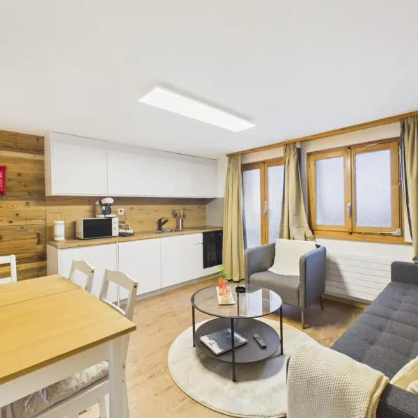 Charming vacation apartment near Zermatt, hotel en Randa