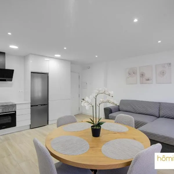 Homity Holidays - Torrenueva - Góndola II, hotel u gradu 'Torrenueva'