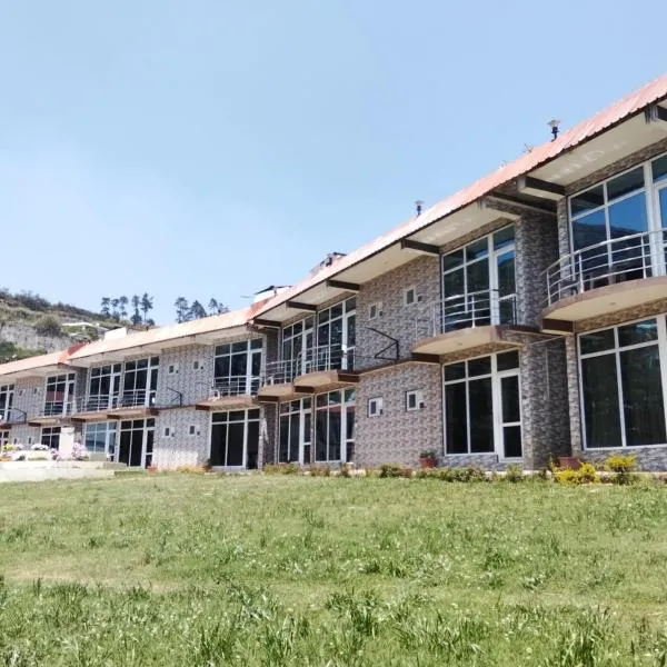 TULIPS VILLAGE RESORTS - A Valley View Abode، فندق في أوتي