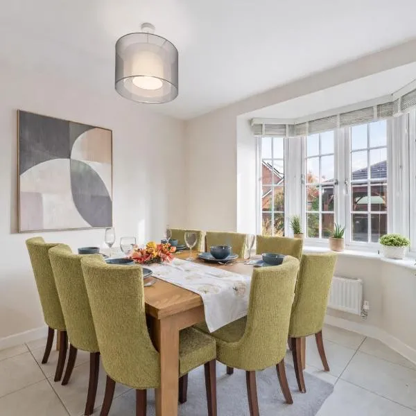 4Bed 3bath Bedford Sleeps 7 Driveway parking for 2, hotel a Bedford