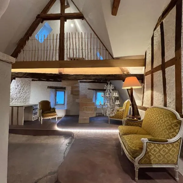 Our Hippie Castle Vianden - Unique Bohemian Guesthouse, отель в городе Вианден