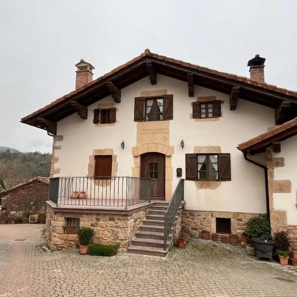 Casa rural Parriola, hotel sa Villanueva de Arce