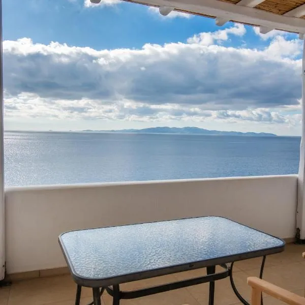 Blue View House 1 - Ysternia Bay - 2BR SeaFront, hotell i Istérnia