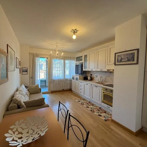 Modern Living in complesso residenziale, hótel í Perugia