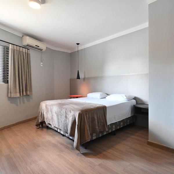 Hotel PrimeInn Excelente Custo Benefício e Taxas de Estacionamento Isentas