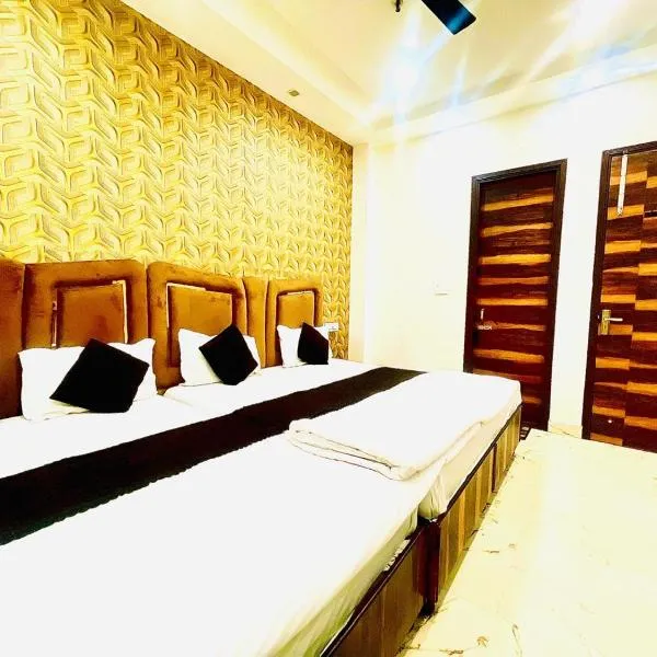 Hotel Embassy - 250 Mtrs Near Golden Temple, хотел в Амритсар