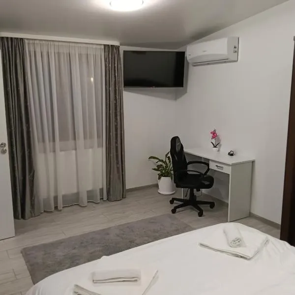 Casa M&V، فندق في فوكشاني