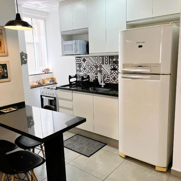 Apt 24 Em frente ao Sesc - Wi-Fi - Ar - Garagem - Foto 4