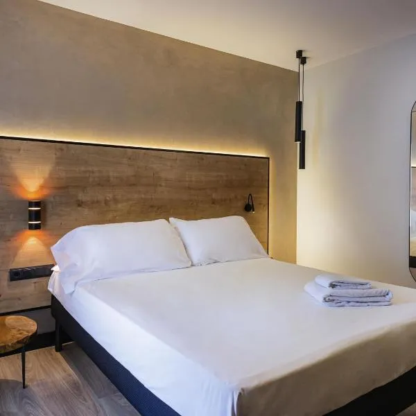 Ibis Styles Figueres Ronda, готель у місті Фігерас