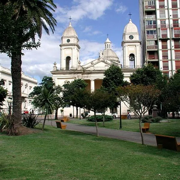 Plaza Mitre, departamento 2 dormitorios, hotel u gradu San Nikolas de los Arojos