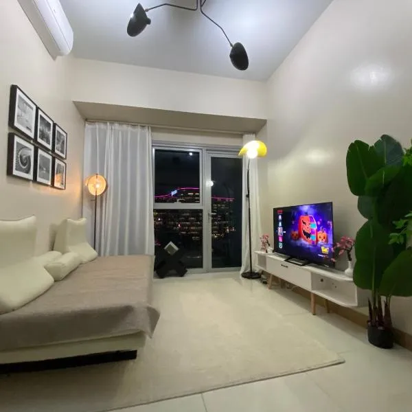 Playful 1BR With Magnificant Bayview Garden View Near Okada Solaire Aiports with Free Parking, готель у Манілі