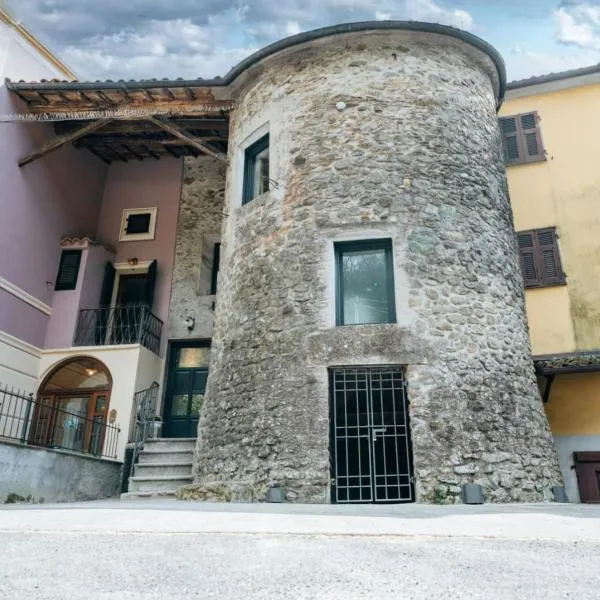 La Torre Medievale - Storia e Comfort、Licciana Nardiのホテル