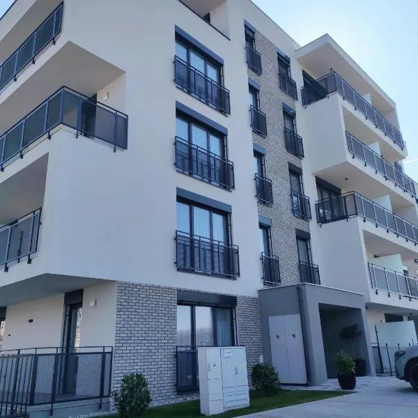 GINA Apartman in Riva Park, hotel en Dunajská Streda