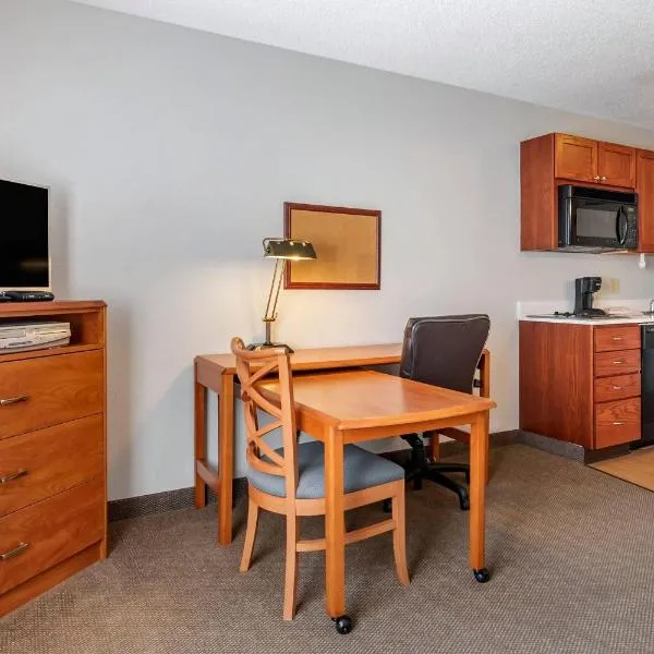 MainStay Suites Emporia, Hotel in Emporia