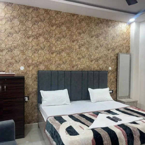 Manjeet Singh Hotel, hotel Ballia városában