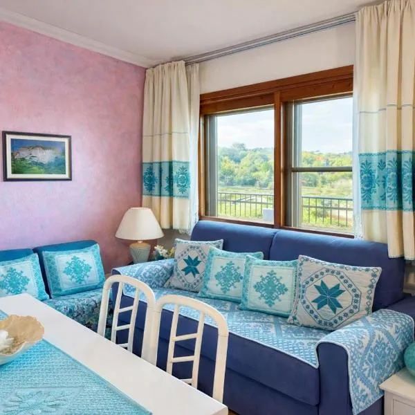 Casa Lucia vicino al mare, hotel v destinácii Budoni