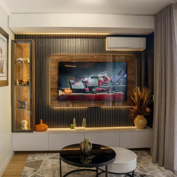 Midrand में, होटल Plush waterfall stay at Ellipse