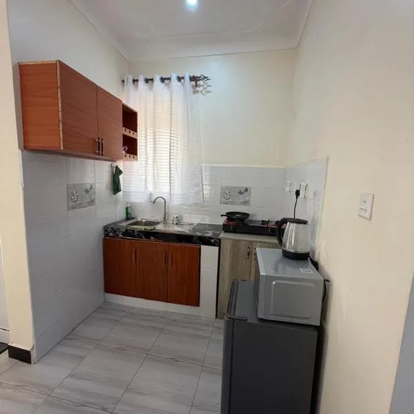 Kisaasi Kyanja Studio, hótel í Kampala