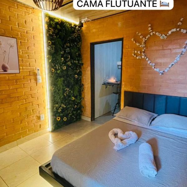 Suite inteligente com integração com alexa- cama flutuante - área central de GV- casais- indivudual