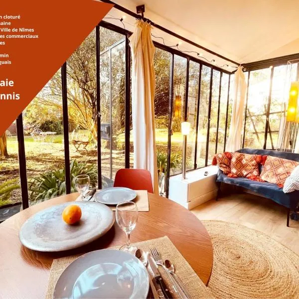 *L'Orangeraie* Maison avec jardin, tennis, parking, hotell i Nîmes
