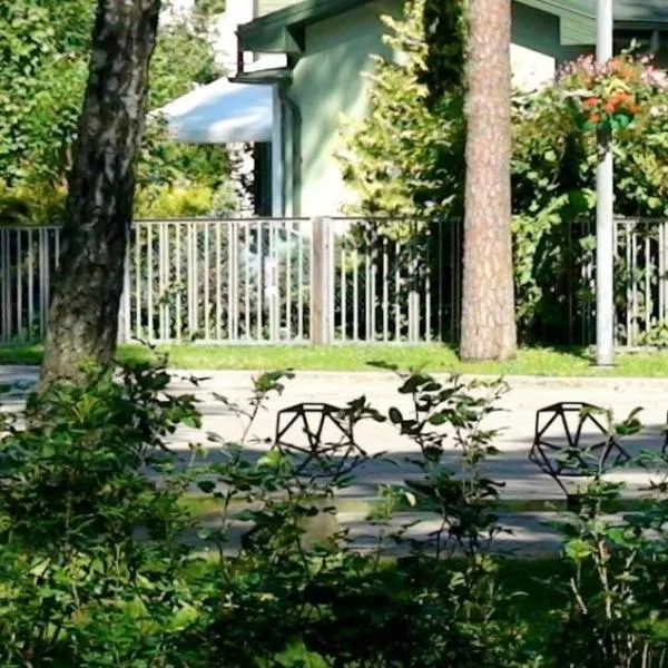 Dzintari apartments with a sauna and swimming pool, Hotel in Jūrmala