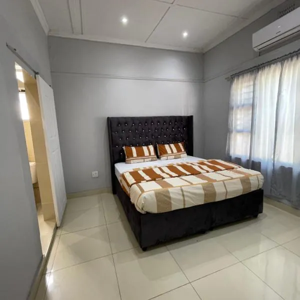 Davidson Lodge, מלון בגודווד